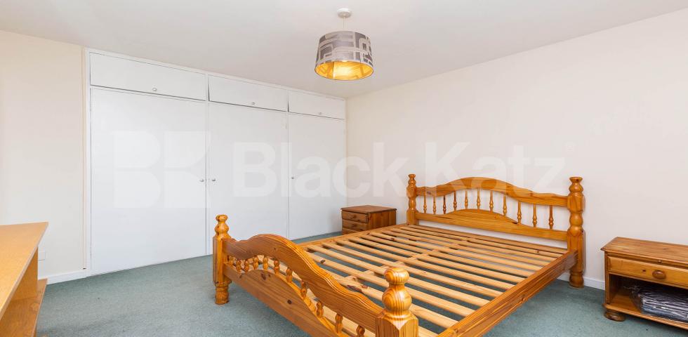 			1 Bedroom, 1 bath, 1 reception Flat			 Chester Court, Albany Street, Regents Park / Camden
